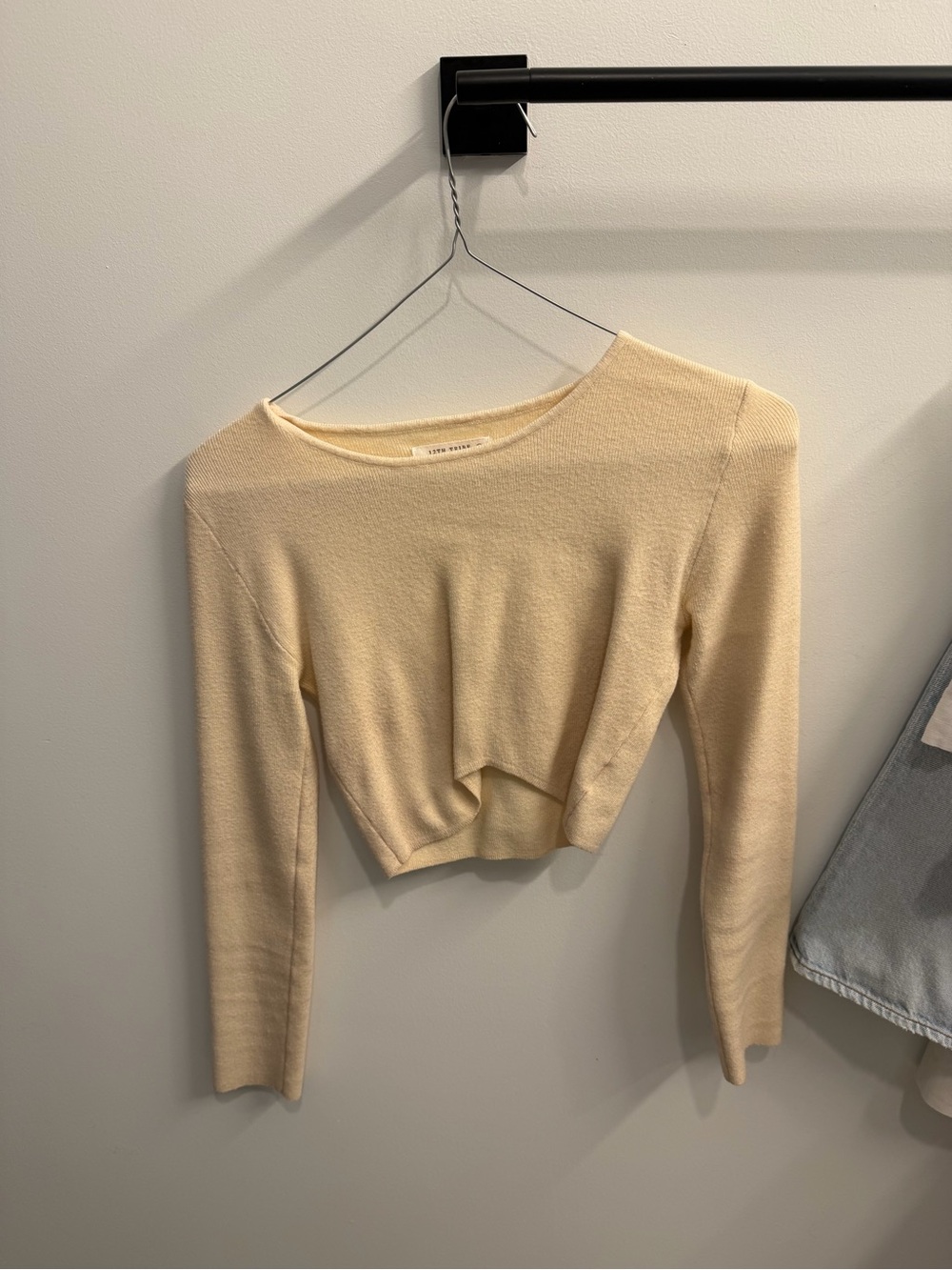 12th Tribe Cream Twist Front Cropped Knit Sweater XS